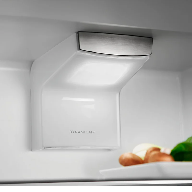 Встраиваемый холодильник Electrolux LNS9TE19S 2