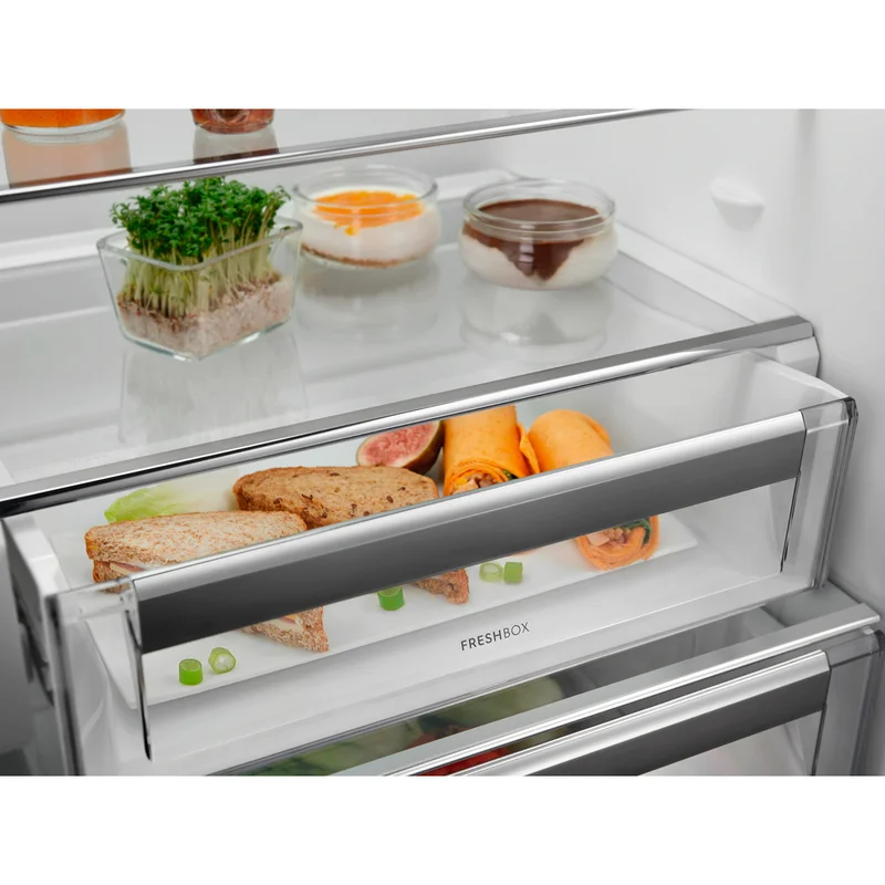 Встраиваемый холодильник Electrolux LNS9TE19S 4
