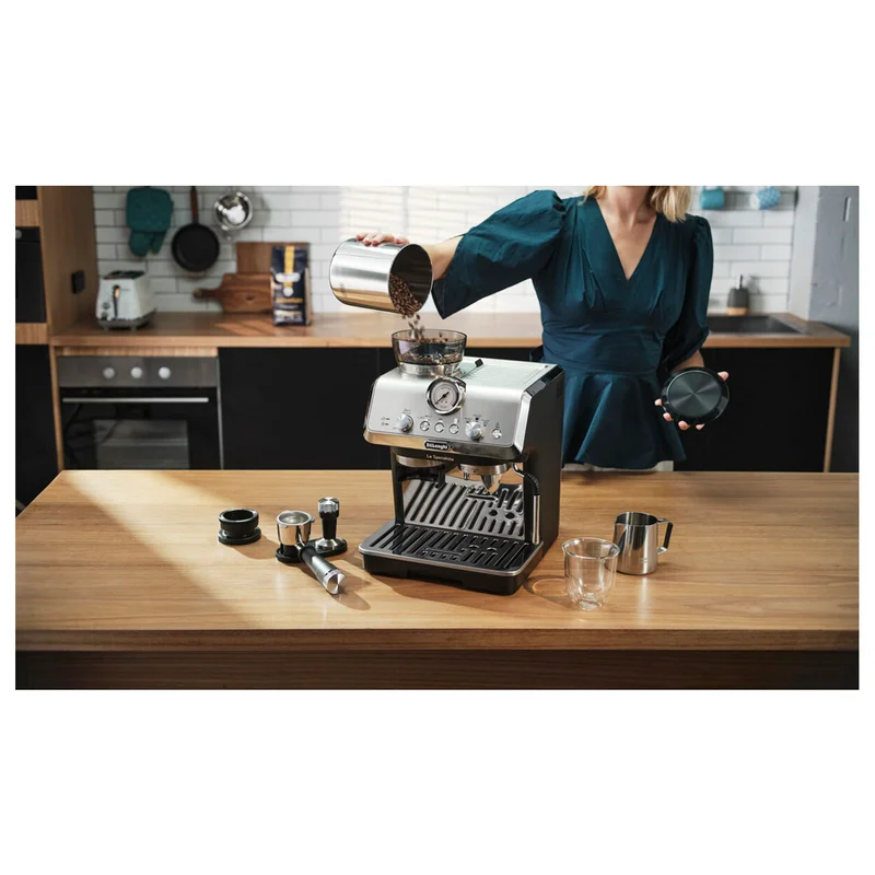 Кофеварка рожковая Delonghi EC-9155.MB 2