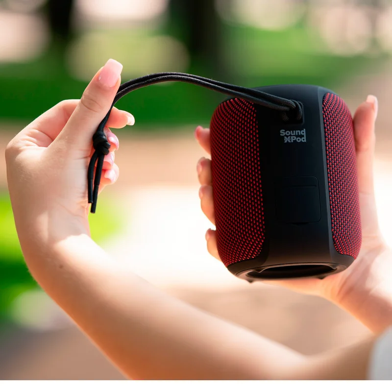 Портативная колонка 2E SoundXPod TWS, Red (2E-BSSXPWRD) 7