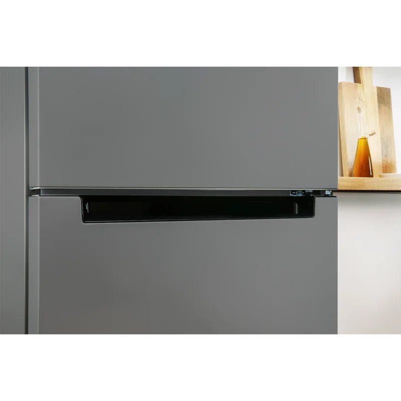 Холодильник Indesit DS 4160 G 6