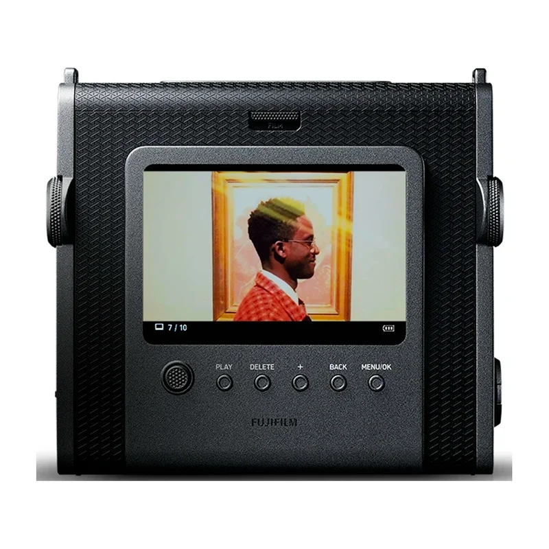 Цифр. Фотоаппарат FUJIFILM Instax Wide Evo Black EX D 5