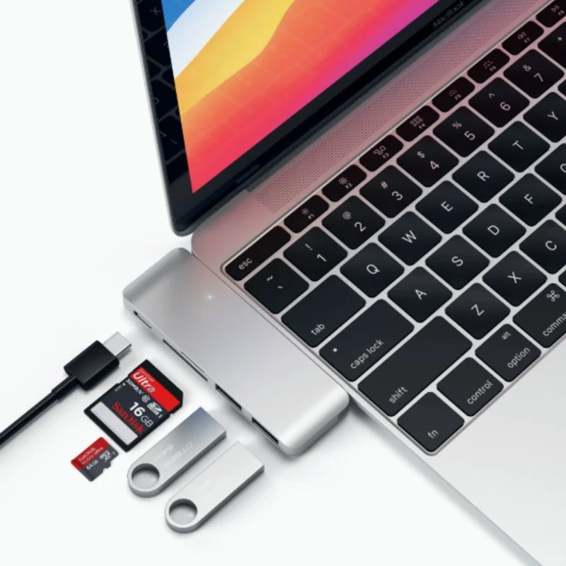 USB-Хаб Satechi Type-C Pass-Through USB-C Charging Port Space Gray 6
