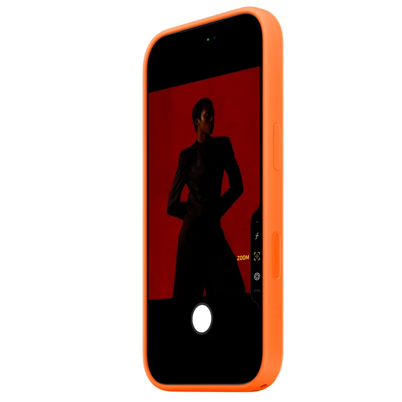 Чехол для смартфона iPhone 17 Pro Silicone Case with MagSafe – Orange (MGFE4ZM/A) 4