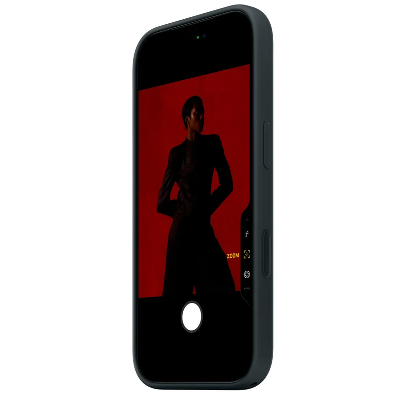 Чехол для смартфона iPhone 17 Pro Silicone Case with MagSafe – Black (MGFK4ZM/A) 4
