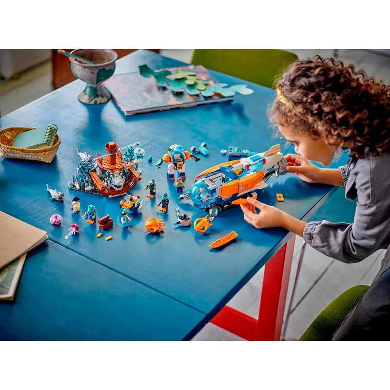 Конструктор LEGO City Глубоководная исследовательская подводная лодка (LEGO 60379) 3