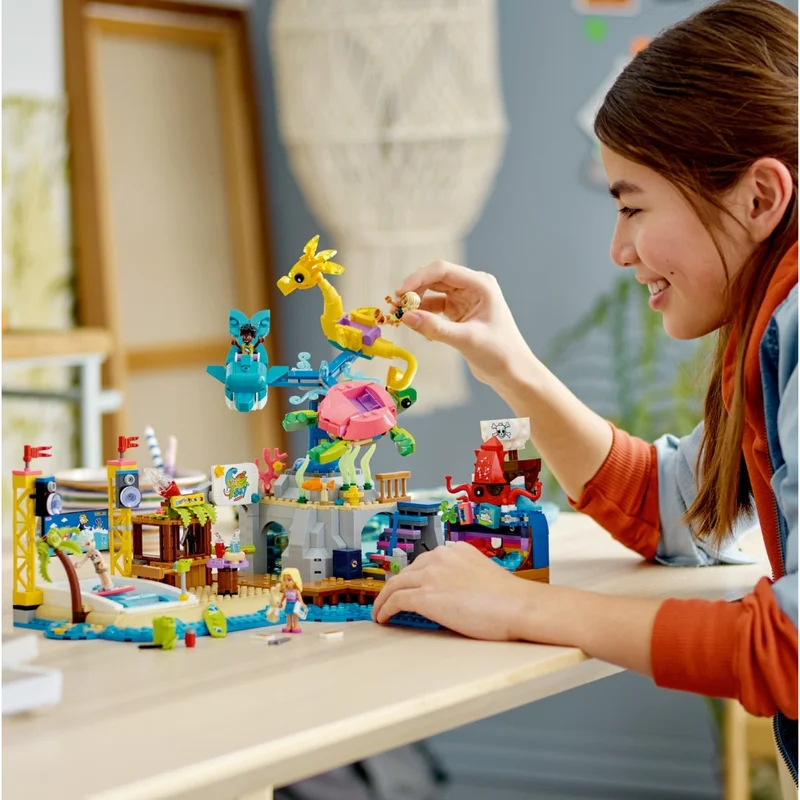 Конструктор LEGO Friends Пляжный парк развлечений (LEGO 41737) 2