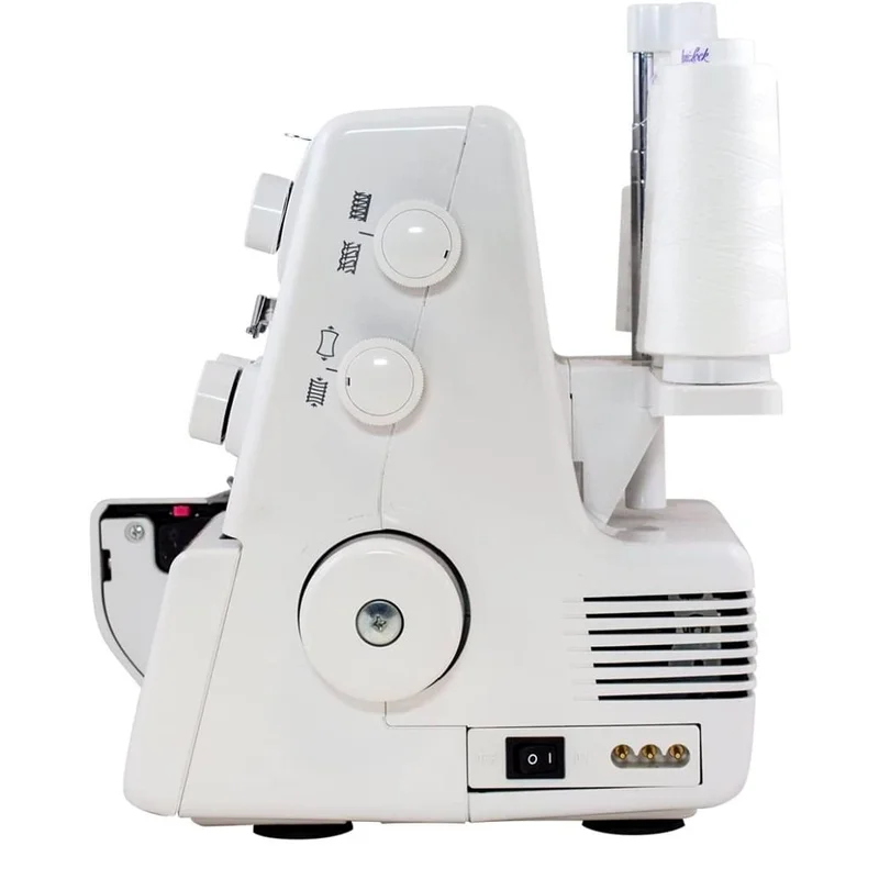 Швейный оверлок Janome Magnolia 7034D 3